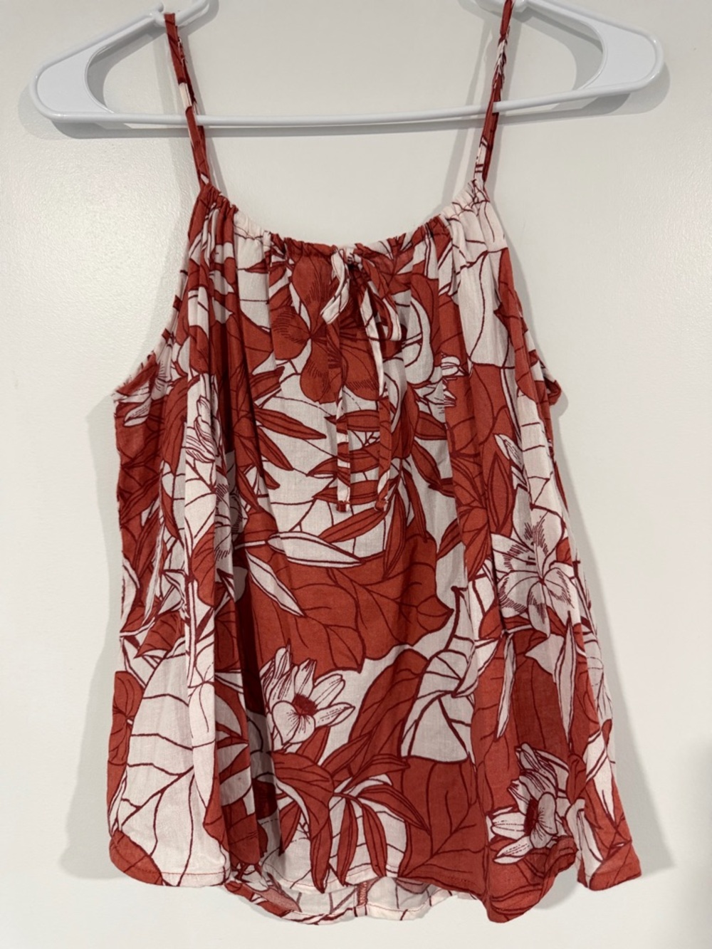 a.n.a Rust and White Floral Tie-Front Spaghetti Strap Camisole